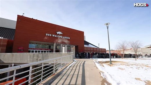 Big night ahead. 2 hours out ⏳ | Arkansas Razorback Men's Basketball