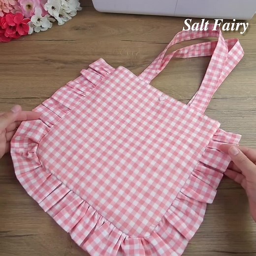 Ruffled Tote Bag Tutorial: Easy Sewing Project