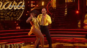 20K views | Amara incendió la pista con su ritmo explosivo de salsa en #MiraQuiénBailaMX! Nos regaló una noche llena de fuego y alegría  Disfruta con nosotros los siguientes duelos de #MiraQuiénBailaMX por #LasEstrellas  | Televisa Digital | Facebook