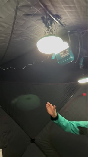 Découvrez le SolarHome 620 de Biolite!!!💡Éclairez votre tente ou cabane, 🎶 écoutez de la musique, rechargez votre cellulaire, avec le panneau solaire☀️ Et plus encore 👍 Profitez présentement de 50$ de rabais au Pronature Monts-Valin!!! | Pronature Monts-Valin