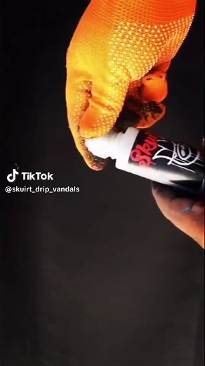 ig: @skuirt_drip #skuirtdrip #tag #squeezer #squeezerskuirtdrip #graffiti #arte #graffititutorial #largavidaalgraffiti #graffititag #aerosol #dripsqueezer #skuirtdripmarkers #mexicotag #mops #grafflife #graffitistyle #mopsskuirtdrip info ig: skuirt_drip