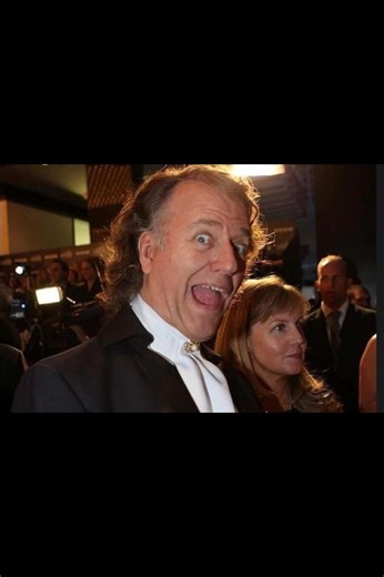 André Rieu — talented, witty, and full of energy! 🎻😄✨ Thank you for leaving the world a timeless legacy of music and joy! 🌷💖 | The Elegant Waltz