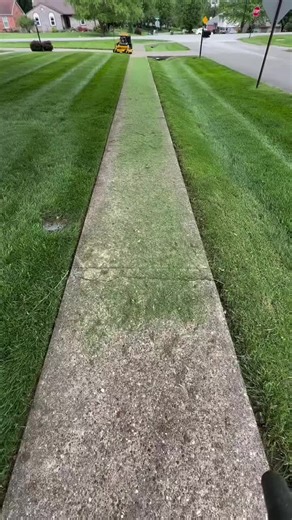 Inspire Man (@inspire.man4)’s video of guy takes chair from girl