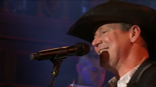 Robert Mizzell - Say You Love Me | All Things Country