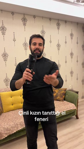 Çinli Kızın Tanıttığı Efsane El Feneri: Güçlü Aydınlatma