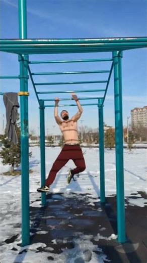 #howtomonkey fast on monkeys bars t.me/m40r_workout