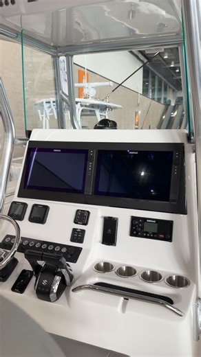 Goose Hummock Shops on Instagram: "Next up we have our 27 @cape_horn_official. Decked out with two 16” @simradyachting screens and twin 200hp @suzukimarineusa motors that come with a 7 year warranty. Come check us out at the @neboatshow this weekend!"