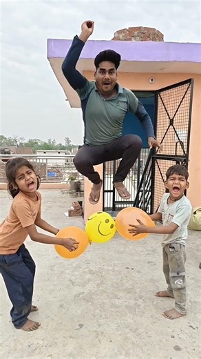 Daddy Solves Siblings Balloon Problem😃😃😃