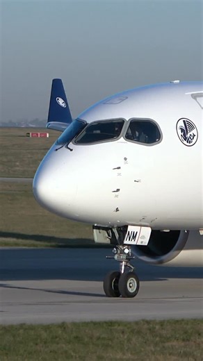 Eric┃Aviation 📸 Photography on Instagram: "☞ Ce petit Airbus A220 @airfrance vient juste de se poser et file déjà vers sa porte. Les passagers débarquent rapidement, et bientôt, il sera prêt pour une nouvelle rotation. ✈️ All pictures ©️Photorikoo #aircraftphotos #airfrance #airplanespotting #a220 #cdgairport"