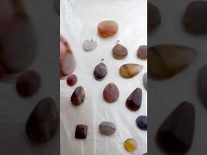 Beautiful agate stone's in variety of colours and shapes