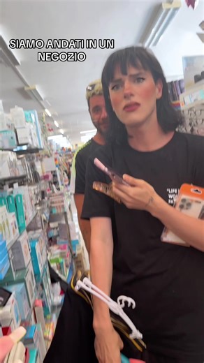 Orologi e discussioni: spese in negozio