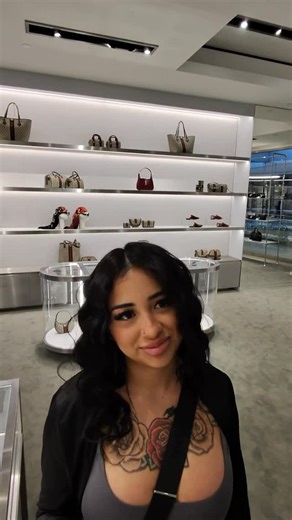 Hubie on Instagram: "I spent a bag just to get her number 👀🍑 @tatteddiosa"