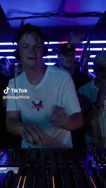 DJ Mag UK Garage Set: Stream DJ at London HQ