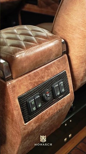 Roamer: Custom Defender D110 Hard Top | LT1 460HP Oak Green #landroverdefender #classicmeetsmodern