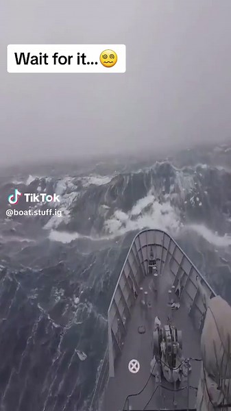 Ship's bow vs. huge wave. . . #seafarer #boatlife #merchantnavy . Credit to the owner. Just reposting. If you know them, please tag them.