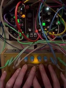 Birds filled with modulation/modular flight ‪@landscape...‬ stereo field controlling synth voice