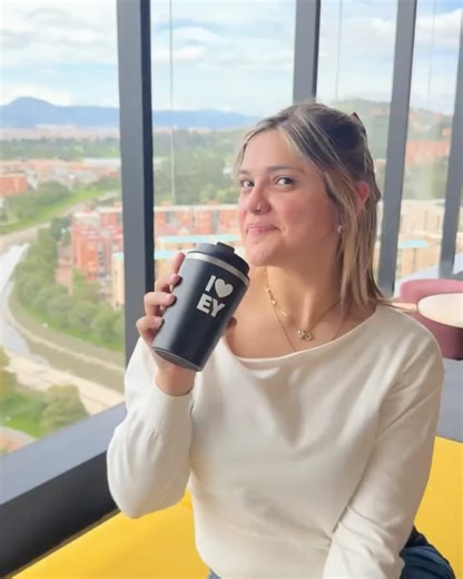 Here’s how EY Colombia kicked off this week ☕ | EY