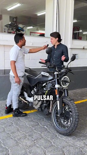 Conoce la experiencia de Juan conduciendo la #SVARTPILEN401