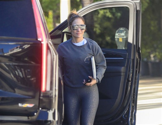 Jennifer Lopez’s workout reality: How a fitness coach broke down her fitness routine