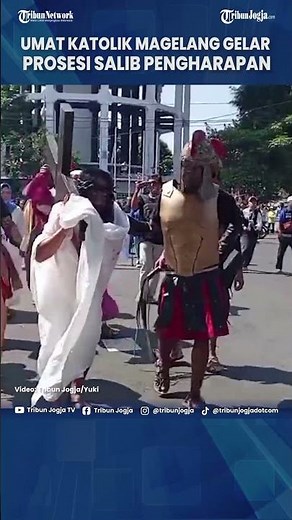 Magelang Catholics Hold Hope Cross Procession