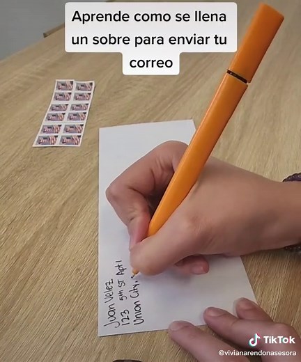Cómo llenar un sobre para enviar correspondencia en EE.UU.