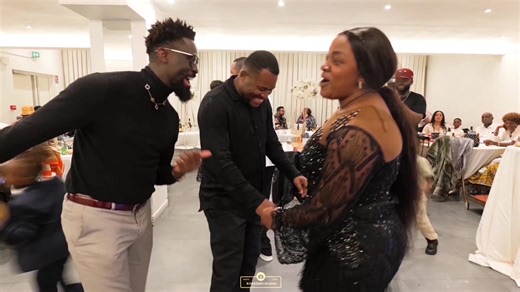 Vidéos de Photographe Mariage 🇲🇫🇨🇩 (@r.factory.studio) avec son original - Photographe Mariage 🇲🇫🇨🇩