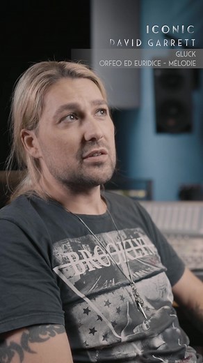 Gluck wrote many beautiful operas, one of which we took this beautiful “Mélodie” from and arranged it for orchestra and violin. Listen now on my album ICONIC (link in bio) @Deutsche Grammophon - DG #davidgarrett #iconic #classicalmusic #gluck #melodie #opera