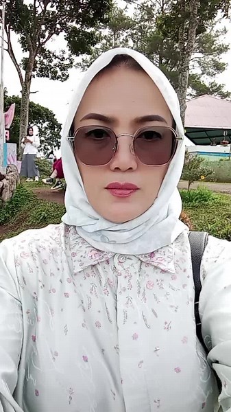 Netty Sulistia (@netty.sulistia)’s videos with Enjoy and Live - Sound mono