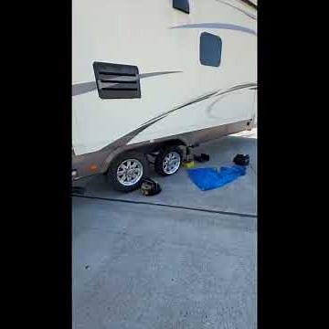 RV Tire Blowout 5th Wheel GOODYEAR G114
