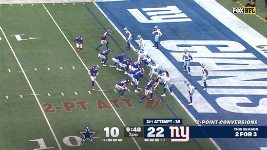 Can't-miss play: Halfback pass for two points! Giants' trick play works wonders for conversion