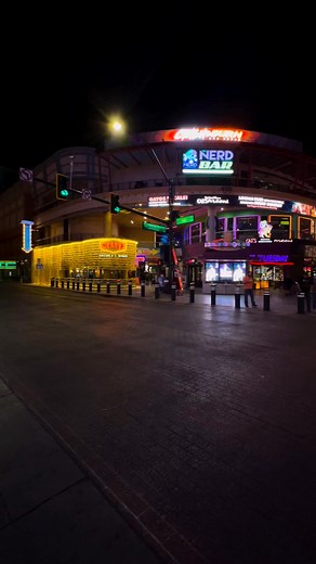Las Vegas #lasvegas #vegas #lasvegasnv #vegaslife #vegasvacation #visitlasvegas #lasvegastrip #vegasvibes #vegasnightlife #vegasnights #sincity #nevada #travelvegas #onlyinvegas #lovevegas #lasvegaslocal #lasvegasstyle #vegasphotography #lasvegasdining #vegasfood #discovervegas #vegasfun #cityoflasvegas #vegasliving #vegasexplore | Willoreels