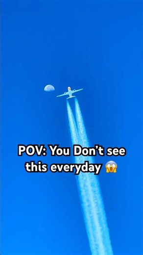 Aircraft crossing overhead from cockpit view ✈️😳