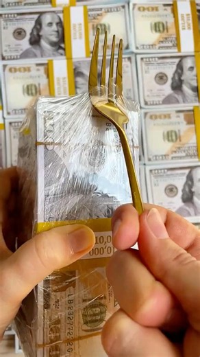💵 $100,000 Unboxing with a Fork 😳🎁
