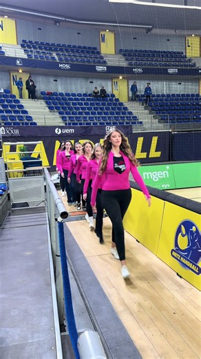 👯‍♀️💥👯‍♀️💥 #dance #walk #team #sport #timberlake