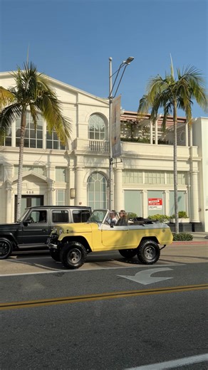 Angelina Jolie was spotted cruising Rodeo Drive in a lifted Jeep Commando, a rare classic SUV from Jeep that’s become a cult favorite. Current market value for a clean, modified Commando like this sits around $50,000–$80,000, depending on restoration and build quality. Produced in the late 1960s and early 1970s, the Commando was one of Jeep’s first attempts at blending off-road capability with everyday usability. Seeing one in Beverly Hills—especially driven by Jolie—makes this vintage 4x4 stand
