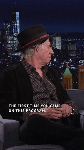 @Keith Richards set off the fire alarm the last time he was on the show and gave Jimmy a lemon as a “birthday” gift 🤣 #FallonTonight #TheRollingStones #KeithRichards