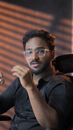 𝙉𝙞𝙫𝙖𝙨 𝙎𝙖𝙣𝙢𝙪𝙜𝙖𝙢 on Instagram: "The Challenger Disaster – A Tragedy That Changed Space History On January 28, 1986, the world watched in shock as the Space Shuttle Challenger broke apart just 73 seconds after liftoff, turning a moment of hope into one of the darkest days in space exploration. The shuttle was launched from Kennedy Space Center as part of mission STS-51-L, carrying seven brave astronauts on board. The explosion was caused by a failure in the solid rocket booster seals, 