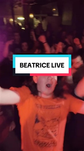 Exploring the Butterfly Effect in Live Rock Music