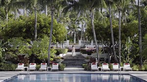 Rediscover your sense of self along the steps of The Four Seasons Ocean Club. | The Ocean Club, A Four Seasons Resort, Bahamas