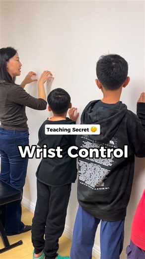 My Music Box on Instagram: "Practicing off the piano helps students feel the motion clearly before transferring it to the keys 🎹✨ #PianoTechnique #WristControl #PianoPedagogy #PianoTeachers #OffThePiano"