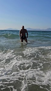 37K views · 571 reactions | Beautiful greece ❤️ . #strongman #beach #muscleworship #musclebull #sun #sea #bodypositivity #sixpack #muscles | Florian Schaffer | Facebook