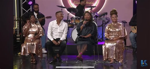 Elwira Standili (@lady_elwira092) - Easter Koortjies: Afrikaanse Musiek