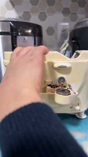 1970’s ish Black & Decker SpaceMaker Automatic Can Opener