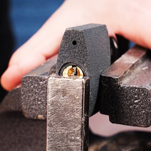 1.5M views · 1.5K reactions | Magnet Hacks & Tools That Work Remarkably Well | Crafty Panda How | Facebook