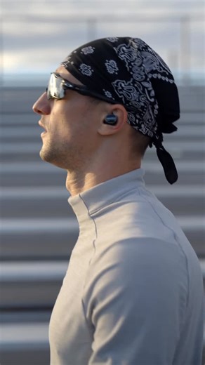 Marcel Floruss on Instagram: "Small but mighty. The new @bowerswilkins Pi8s keep up in sound, design, and fit. Whether you’re on the track or running 26.2 ✨#BowersWilkinsPartner"