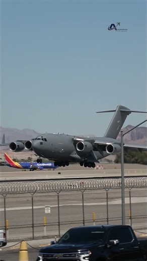 C-17 Landing Caught on Camera – Las Vegas 4K #avgeek #plane