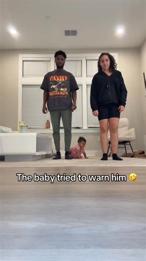 168K views · 625 reactions | One knee Challenge #trending #onekneechallenge #relationships #couplestiktok #babiesoftiktok | The Sola Family | Facebook