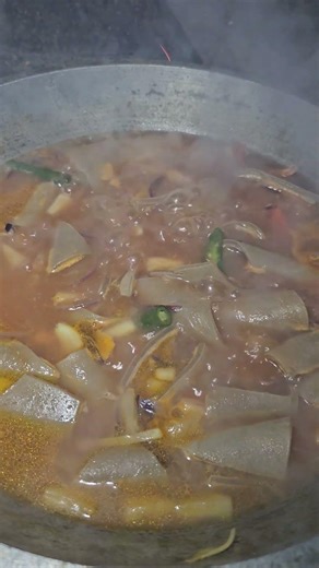 My first try to cook Balbacua or Beef Skin #blessed #cooking #engaged #food #ldrcouple #🇵🇭❤️🇺🇸