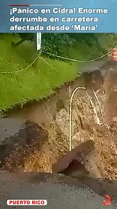 Así quedó la Carretera PR-782 en Cidra tras las intensas lluvias del fin de semana. Todo sucedió en el barrio Ceiba, comunidad Hernández, que se encuentra afectada desde el huracán María lo cual provocó que los residentes desalojaran su vivienda. Allí se realizaban trabajos de recuperación de una tubería de agua potable, que colapsó, y dejó a cientos de familias sin agua incomunicadas y con el temor de que el terreno siga cediendo y afecte a otras viviendas cercanas. ¿Qué tal? | America TeVe Pue