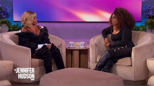 Mary J. Blige admits she was nervous the first time she met Jennifer Hudson, as the multi-hyphenates give each other their flowers🎥: @JHudShow🔗: https://t.co/ODuCyVjy5E